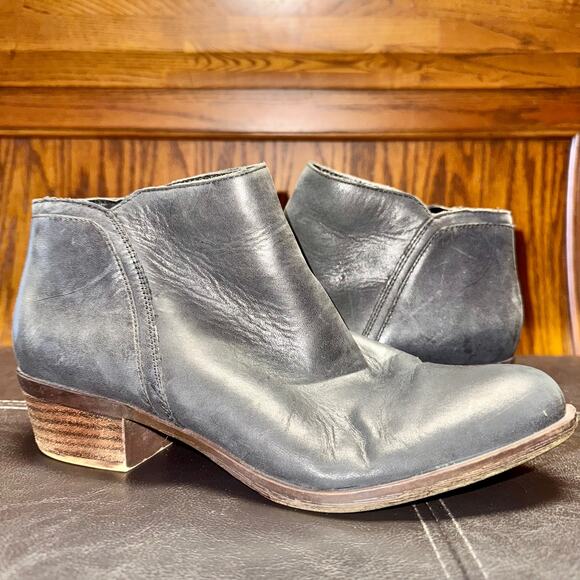 Lucky Brand Barstyn Bootie Black Leather Zip Boot - Size 8M - Picture 1 of 5